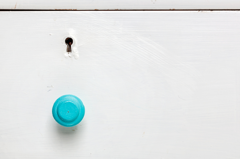 Mindful Methods for Throwing Away PPE Waste the Right Way